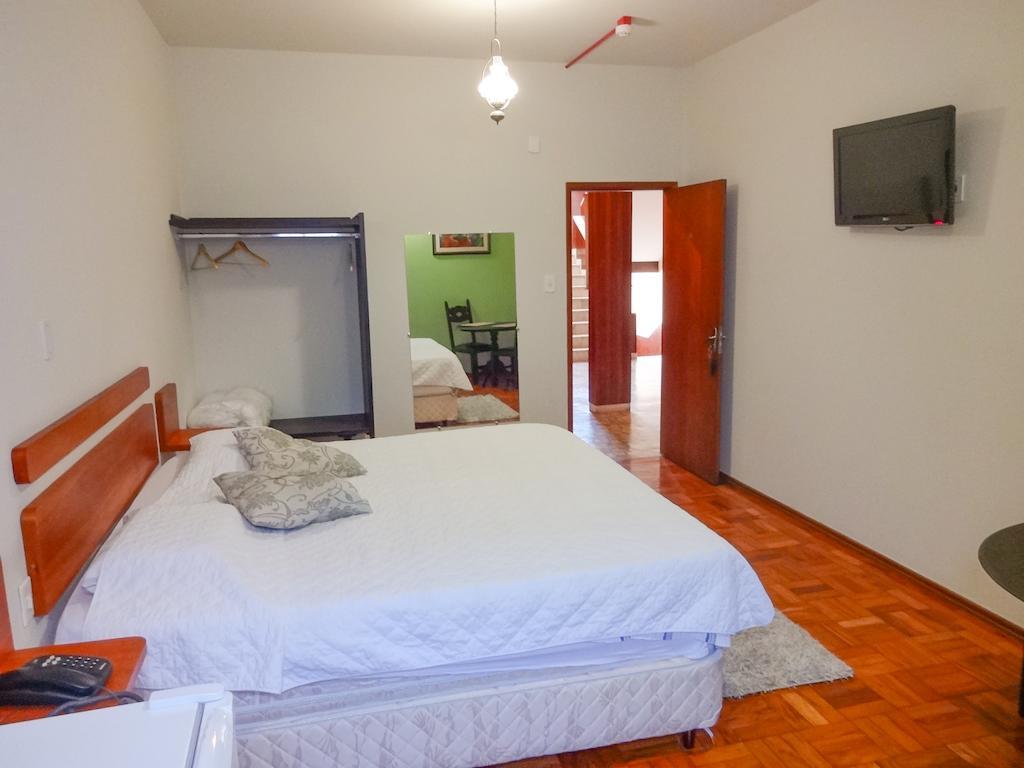 Hotel Colonial De לורנה מראה חיצוני תמונה